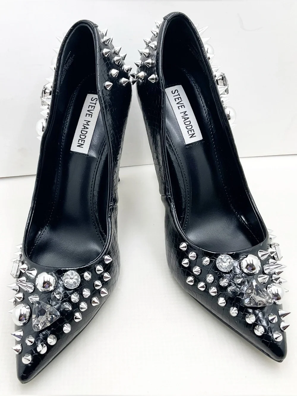 🆕{Steve Madden}Veronicka Spike & Crystal Embellished Pumps